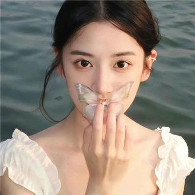 钢铁少女团